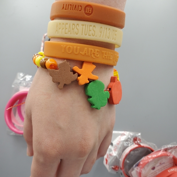 Silicone Bracelet Lot of about 15 - Picture 6 of 14